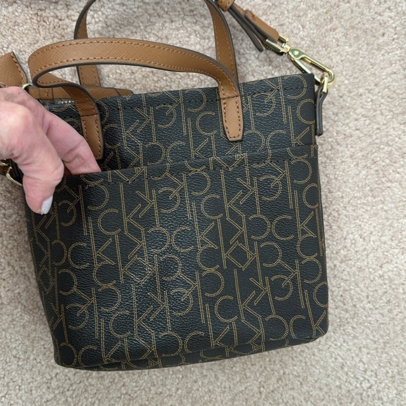 Calvin Klein purse - Picture 3 of 5